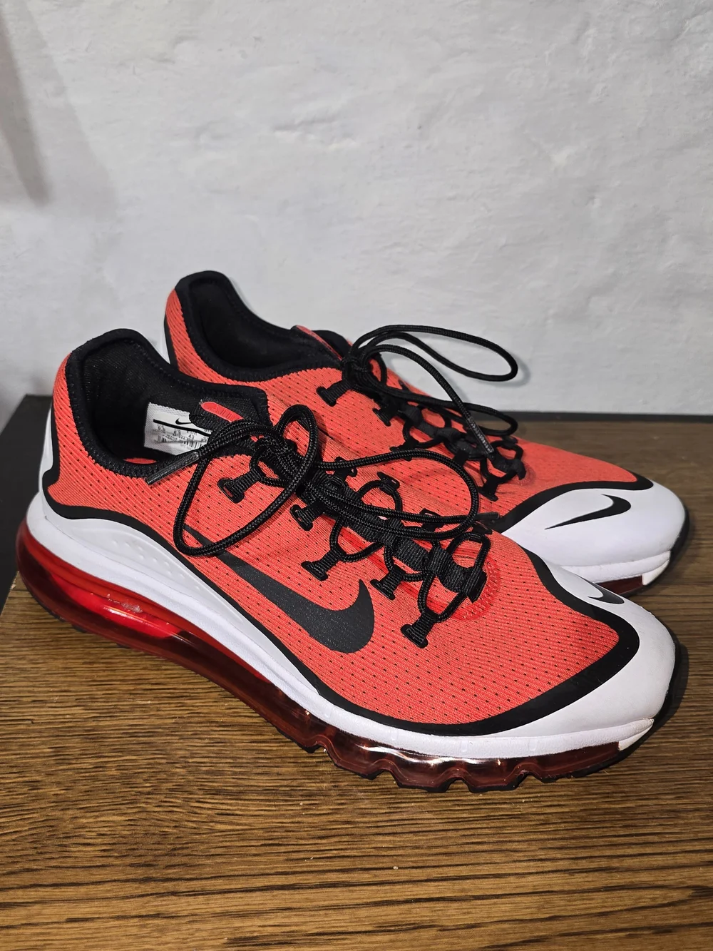 Nike Air Max More Habanero Red Men's 9.5 Running Shoes Black White AR1944-600 - Picture 3 of 8